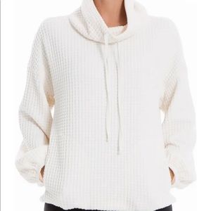 NWT Max Studio Funnel Neck Waffle Knit Pullover. Size M